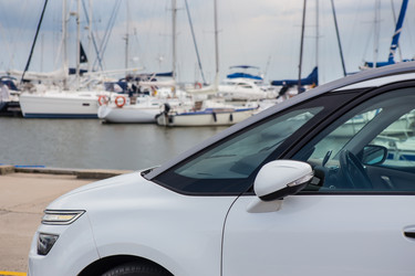 Similar image 21318970