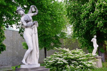 Similar image 21304011