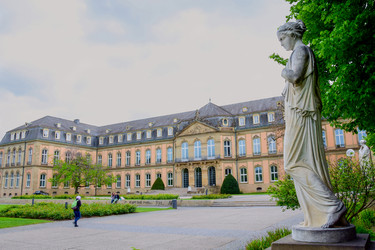 Similar image 21324923