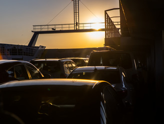 Similar image 21319429