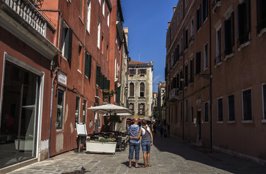 Similar image 21317346