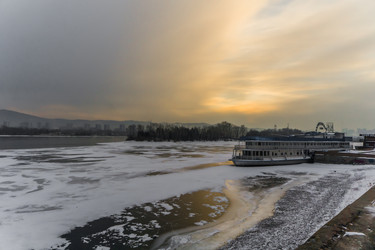 Similar image 21302244