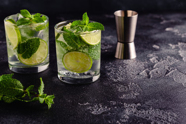 Similar image 21301680