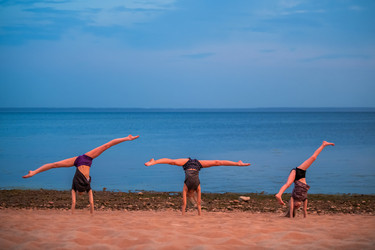 Similar image 21327503