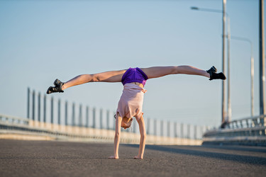 Similar image 21327523