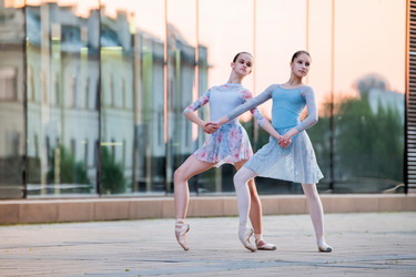 Similar image 21327544