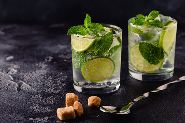 Similar image 21309680