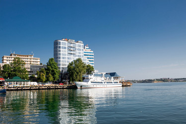 Similar image 21328752