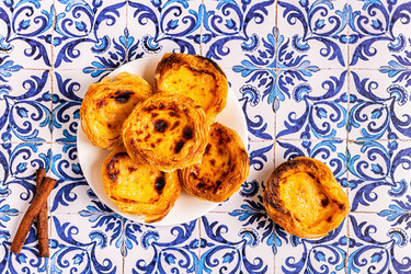 Similar image 21331887