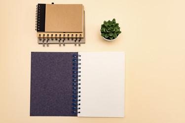 Similar image 21332860