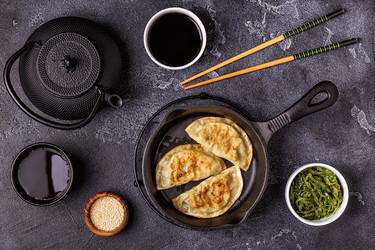 Similar image 21325885