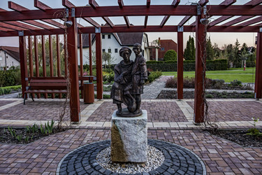 Similar image 21327252