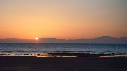 Similar image 21321179