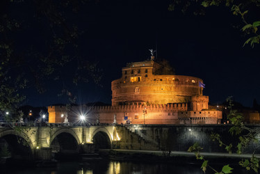 Similar image 21319907