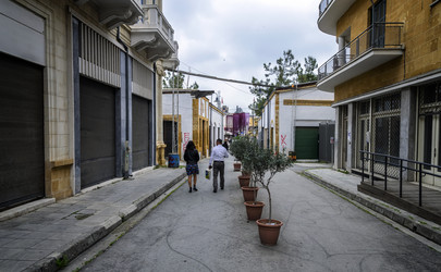 Similar image 21335411