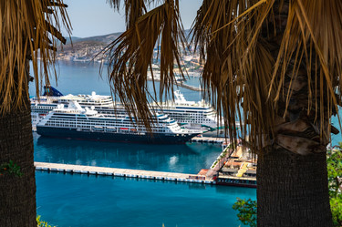 Similar image 21324238