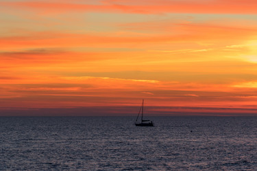 Similar image 21324099