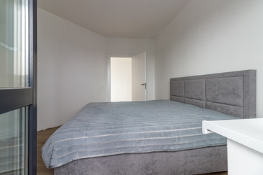 Similar image 21325209