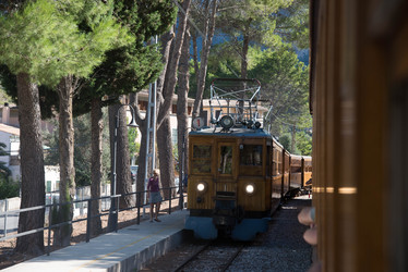 Similar image 21327077