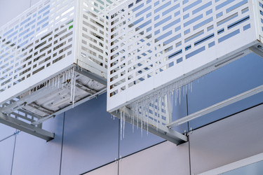 Similar image 21334940