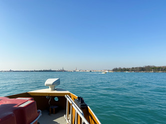 Similar image 21332309