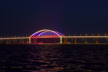 Similar image 21334399