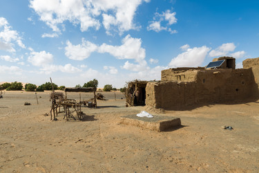 Similar image 21335664