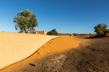 Similar image 21335719