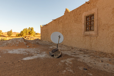 Similar image 21335720