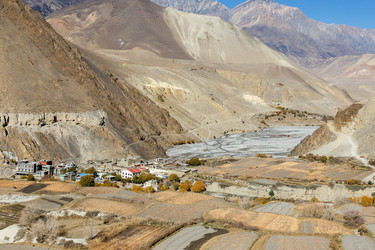 Similar image 21338215