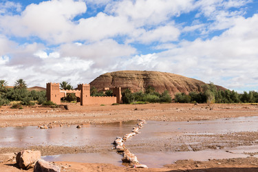 Similar image 21340173