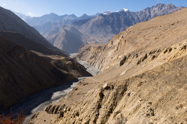 Similar image 21337687