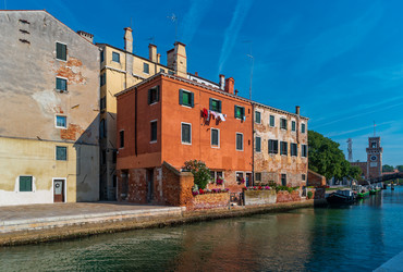 Similar image 21340629