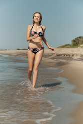 Similar image 21348936