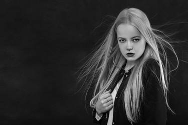 Similar image 21376237