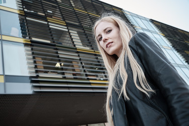 Similar image 21377982