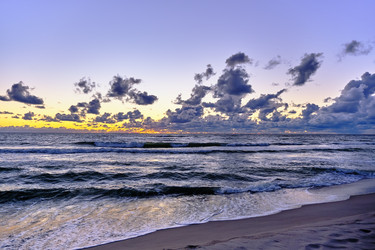 Similar image 21378665