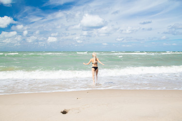 Similar image 21378840