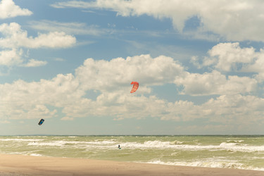 Similar image 21378850