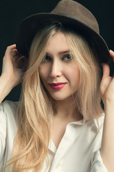 Similar image 21379600