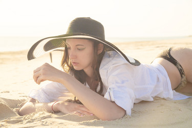 Similar image 21379565