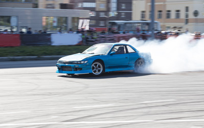 Similar image 21370843