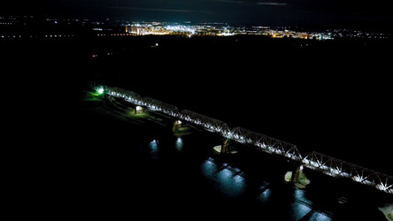 Similar image 21363877