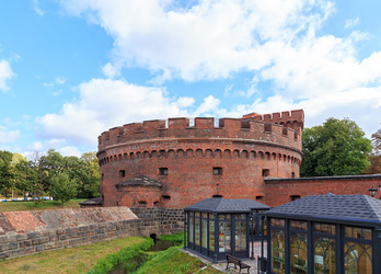 Similar image 21363881