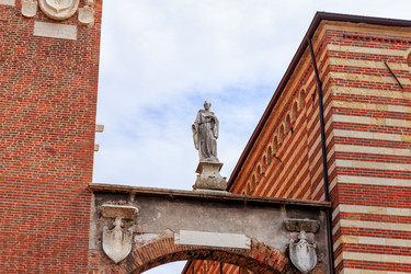 Similar image 21363971