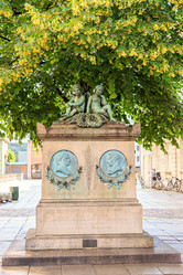 Similar image 21363925