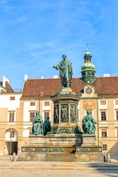 Similar image 21363987