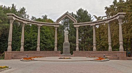 Similar image 21364015