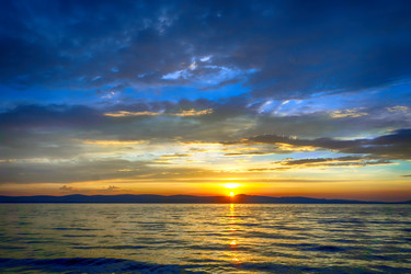 Similar image 21375449