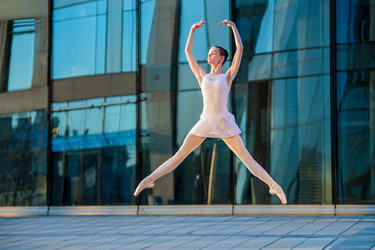 Similar image 21346836